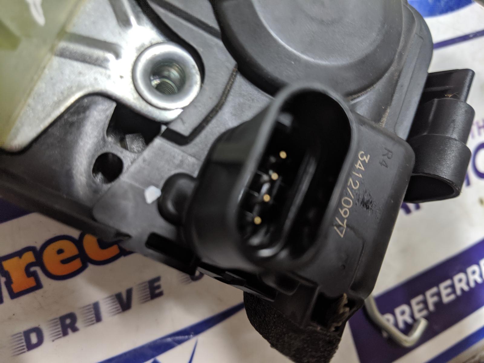 View Auto part Door/Boot/Gate Lock Ldv Deliver 9 2023