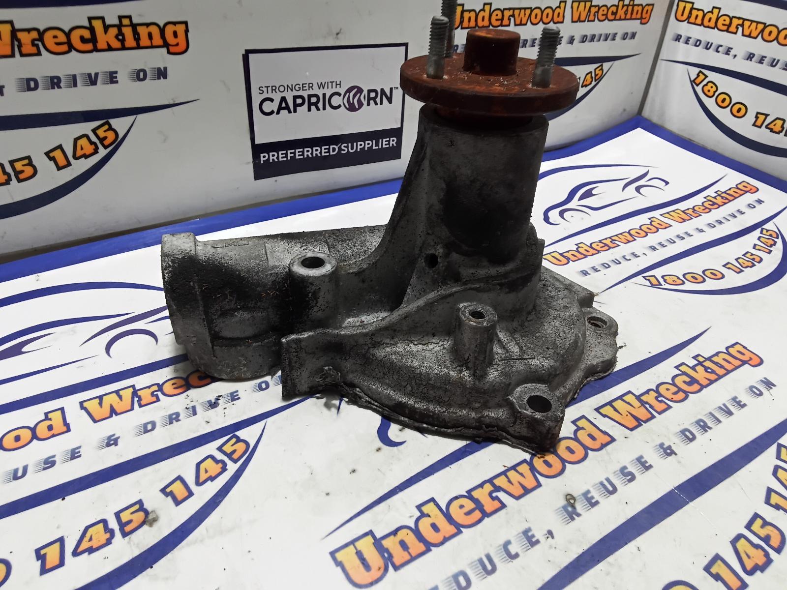 View Auto part Water Pump Mitsubishi L300 1999