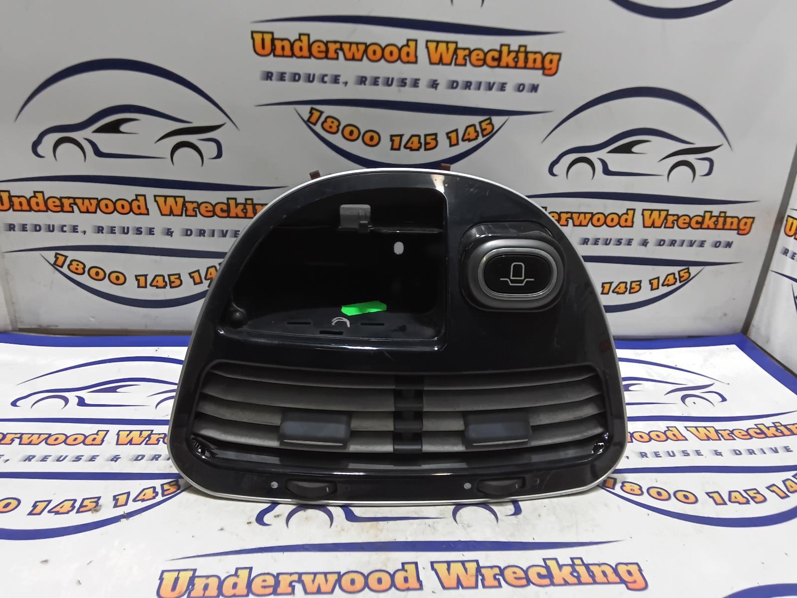 View Auto part Misc Fiat Punto 2014