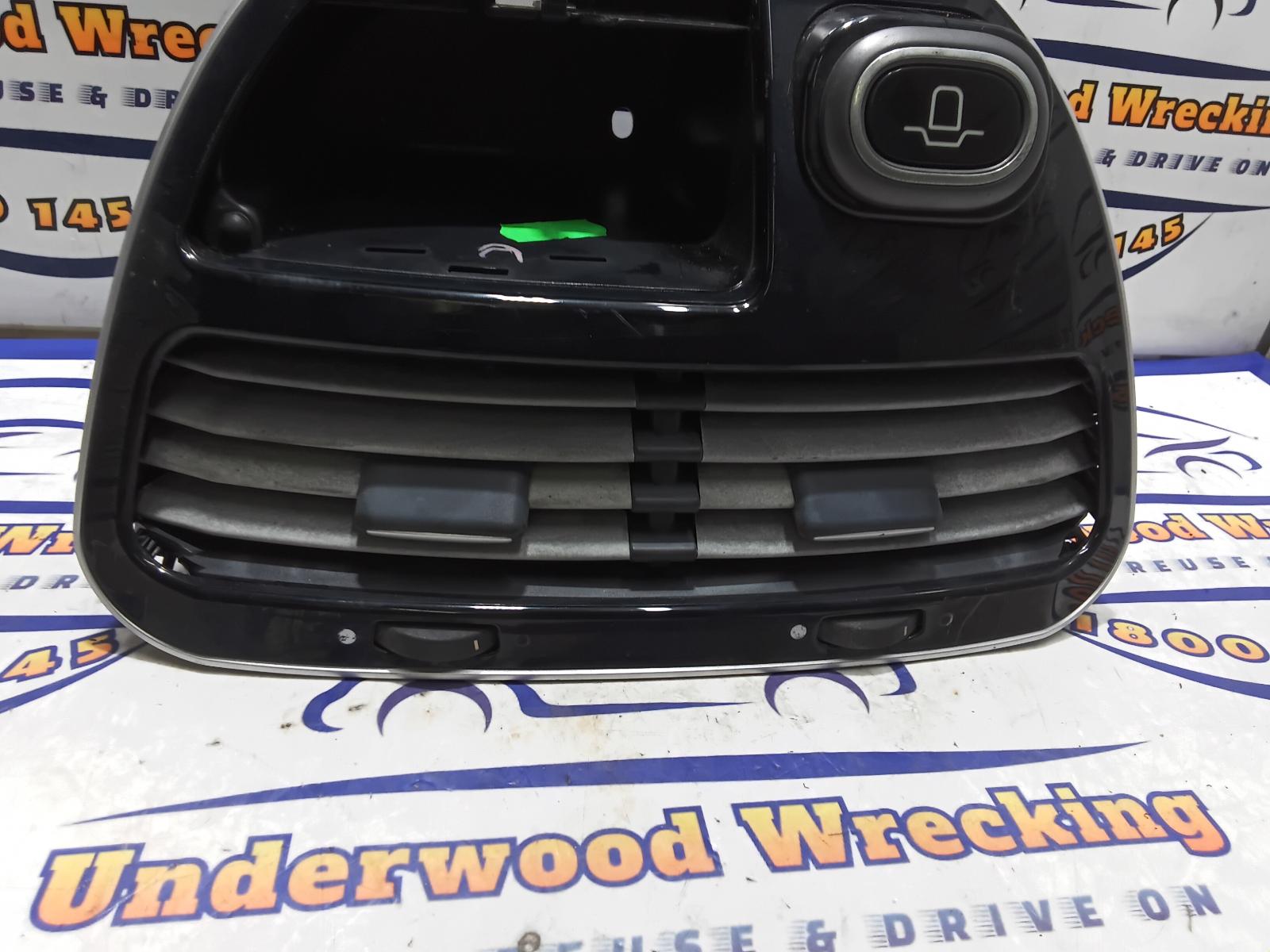 View Auto part Misc Fiat Punto 2014