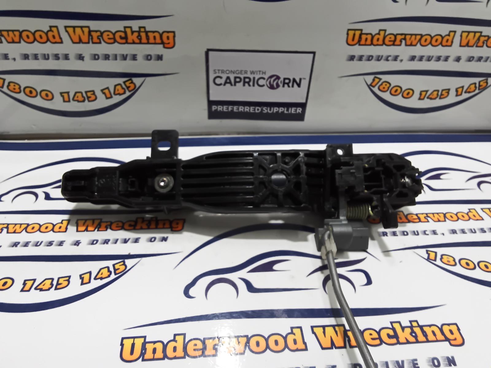 View Auto part Door Handle Mazda 2 2010