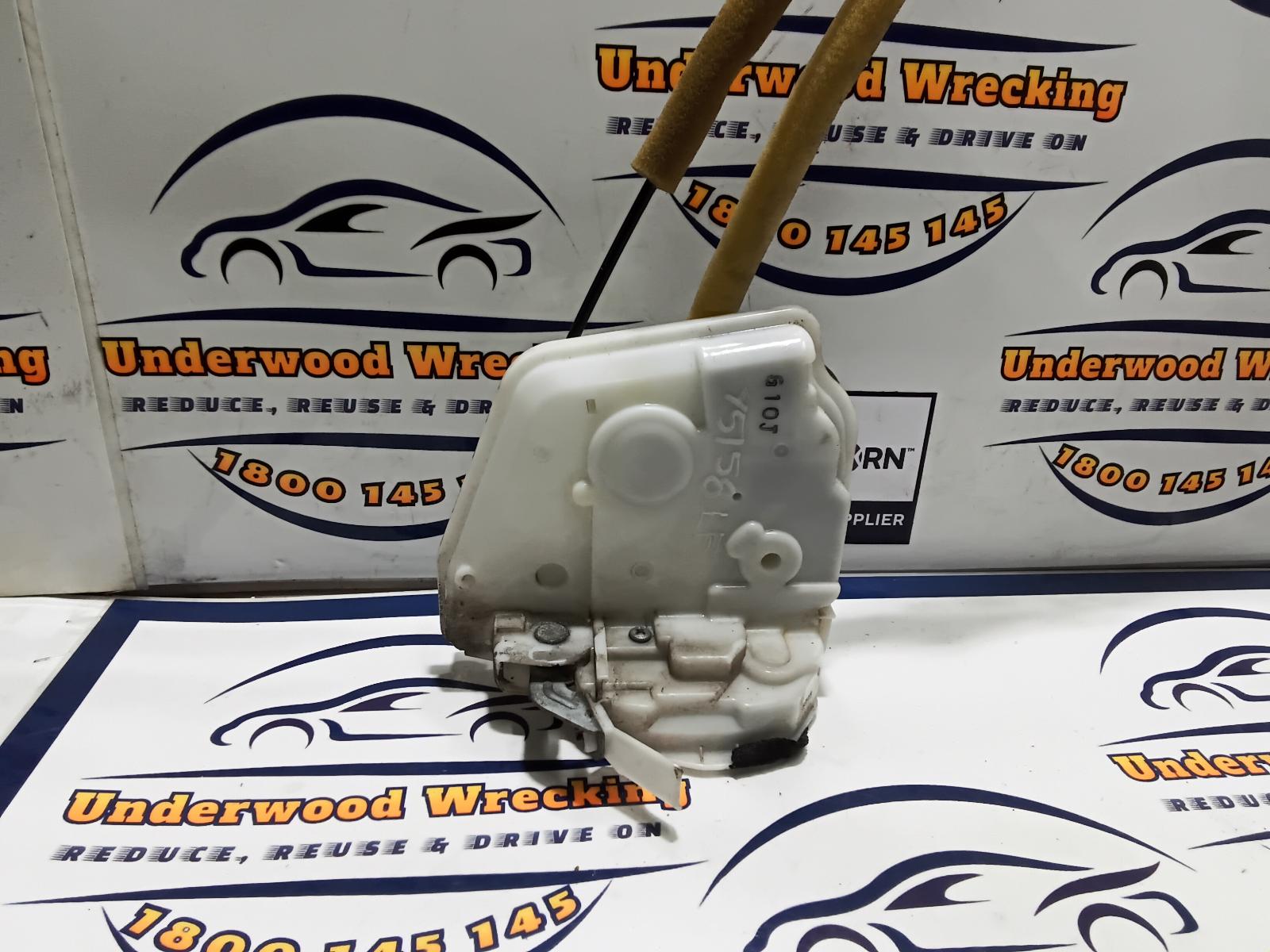View Auto part Door/Boot/Gate Lock Mazda 2 2010