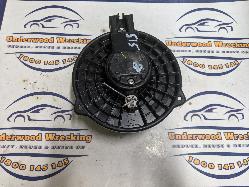 View Auto part Heater Fan Motor Mazda 2 2010