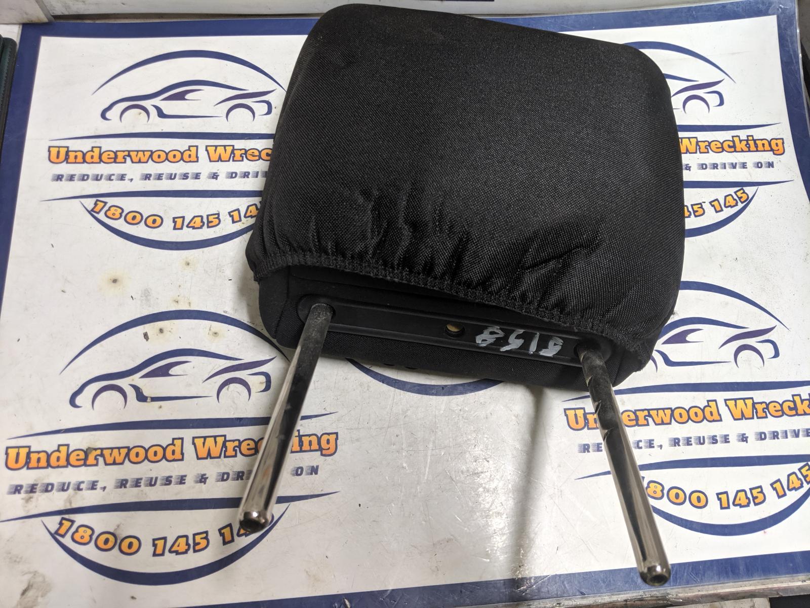 View Auto part Headrest Mazda 2 2010