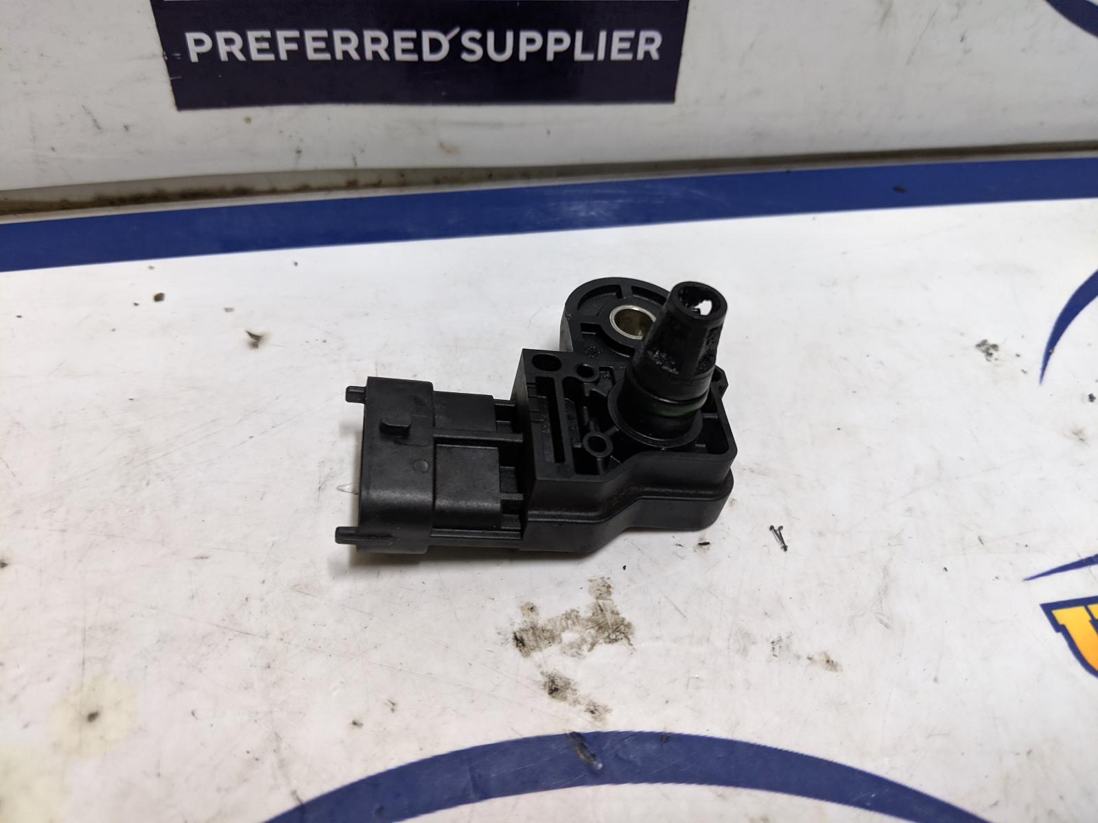 2014 Ssangyong Stavic Map Sensor View Auto part Map Sensor Ssangyong Stavic 2014