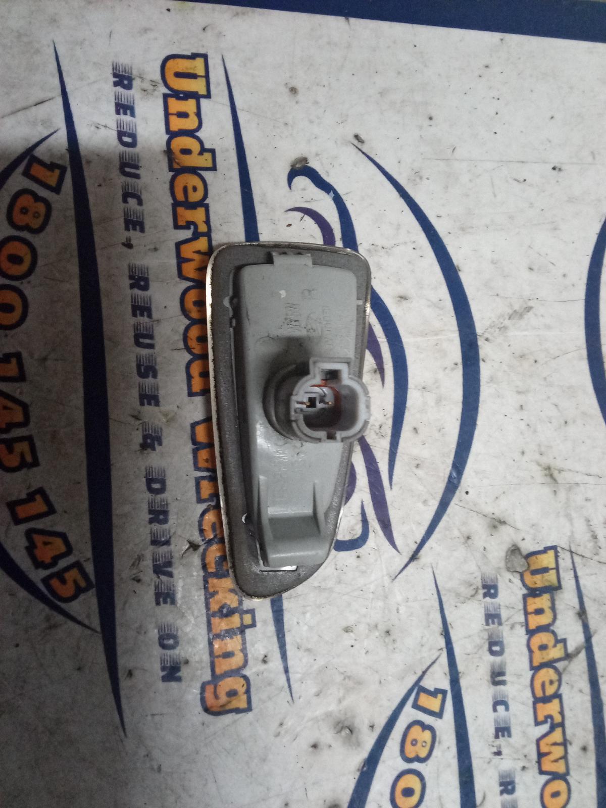 View Auto part Right Indicator/Fog/Side Hyundai Iload/imax 2015