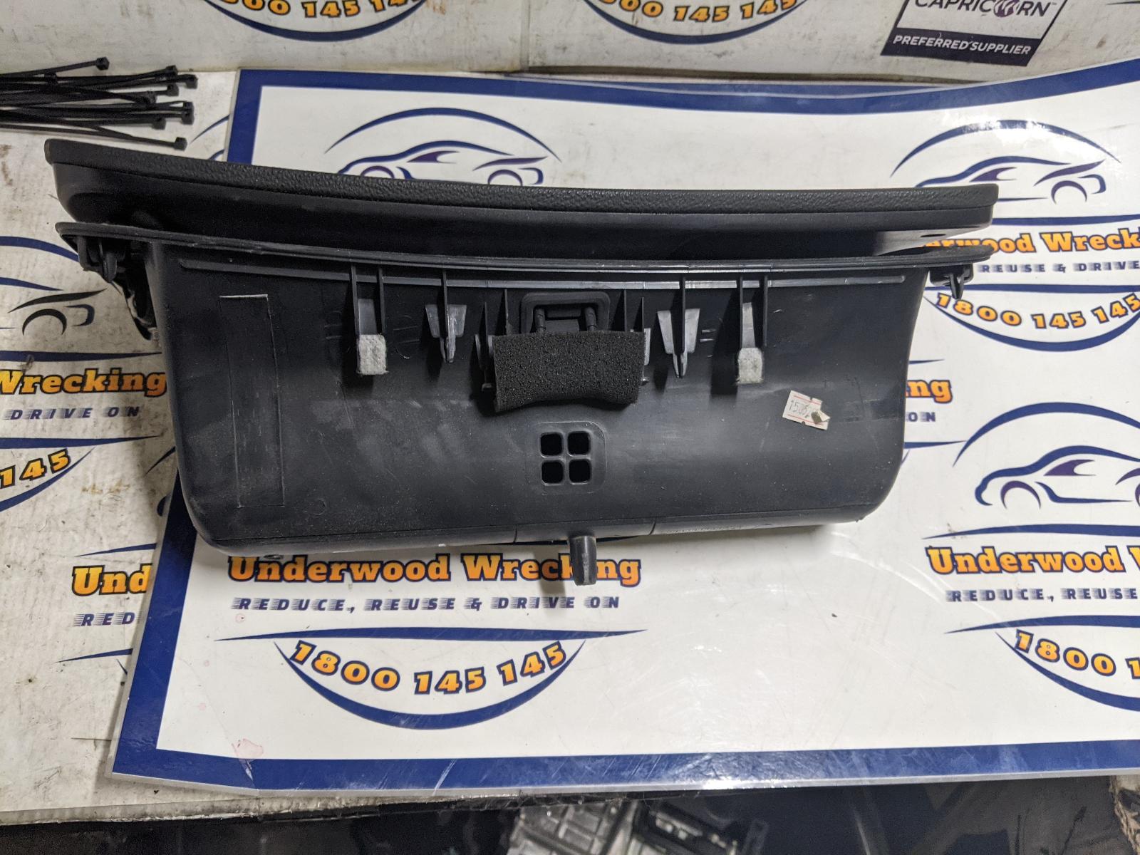 View Auto part Glove Box Hyundai Iload/imax 2015