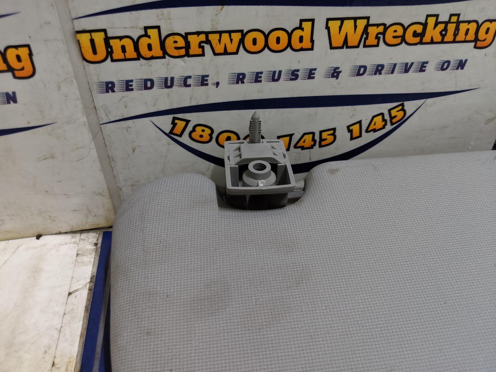 View Auto part Sunvisor Hyundai Iload/imax 2015
