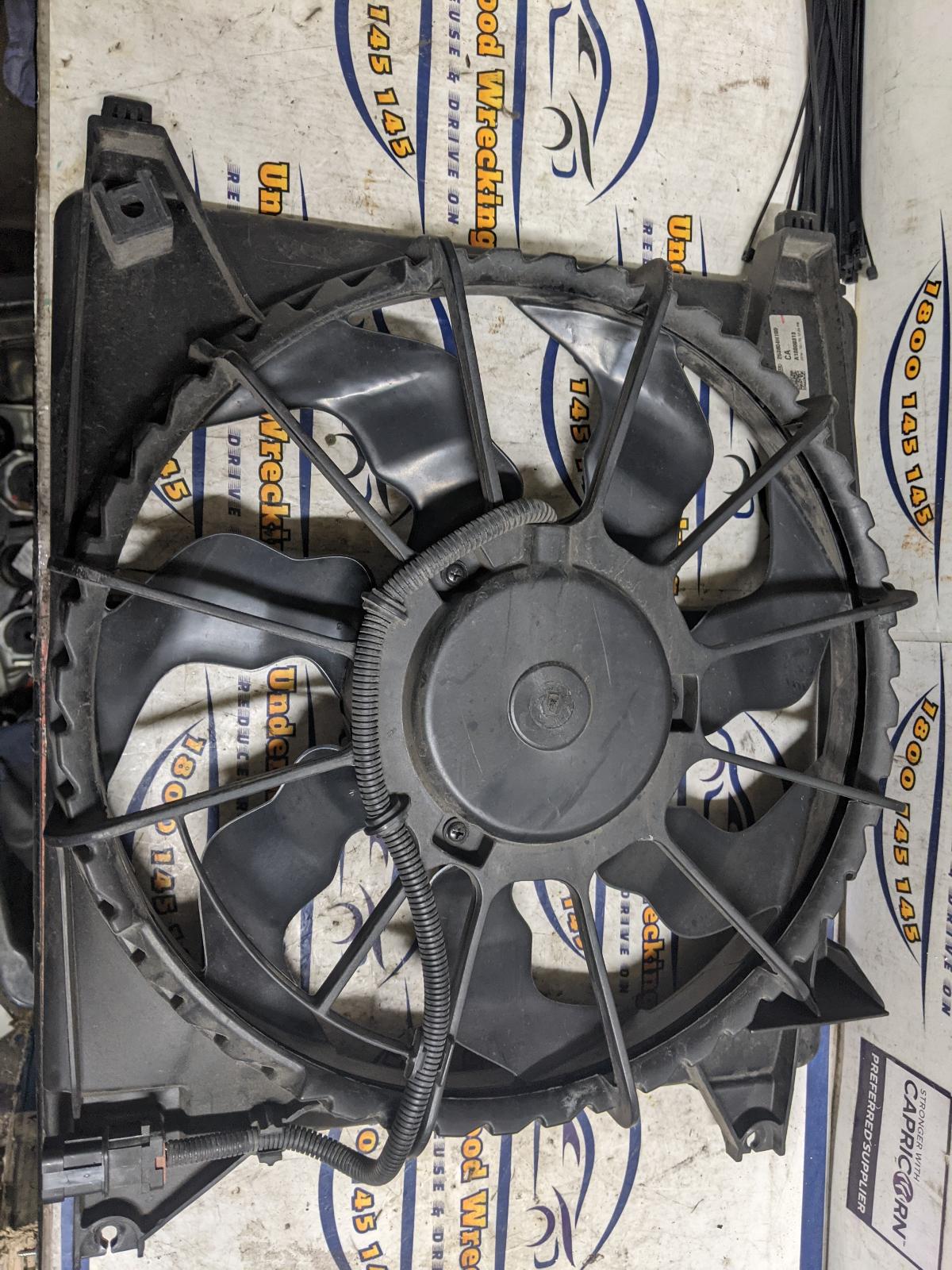 2015 Hyundai Iload/imax Fan View Auto part Fan Hyundai Iload/imax 2015
