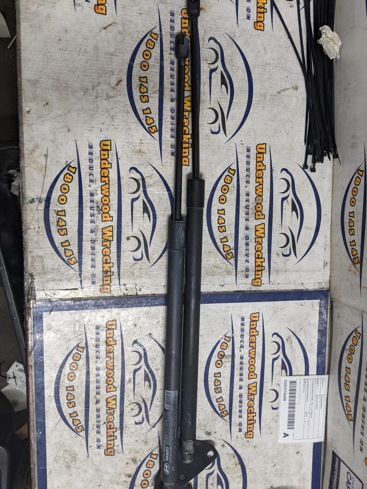 2015 Hyundai Iload/imax Hatch Strut View Auto part Hatch Strut Hyundai Iload/imax 2015