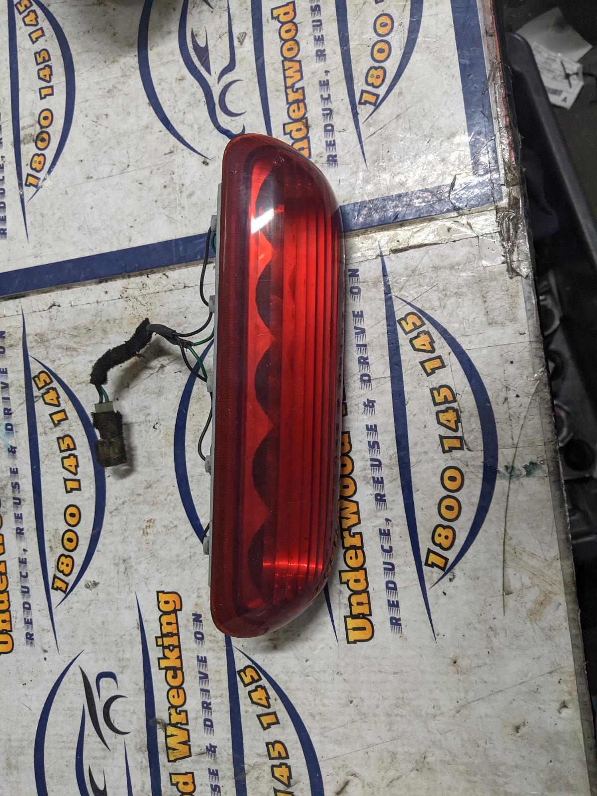 View Auto part High Level Stoplight Hyundai Iload/imax 2015
