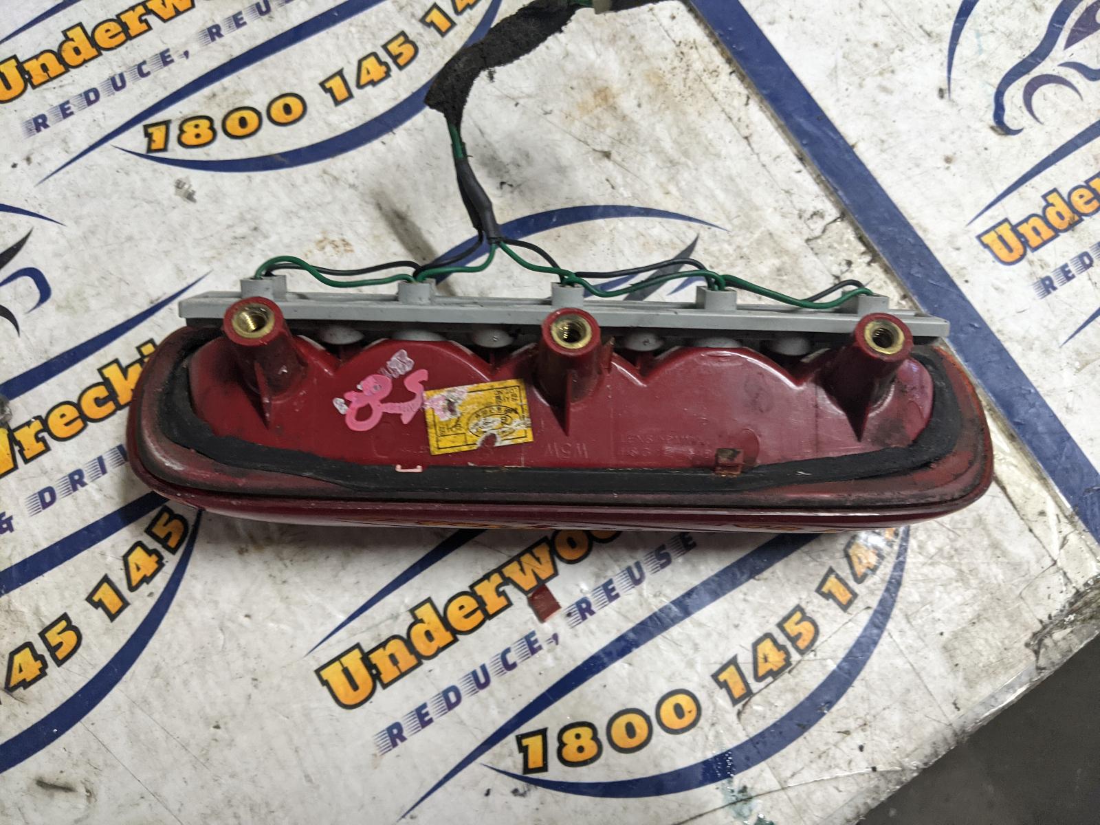 View Auto part High Level Stoplight Hyundai Iload/imax 2015