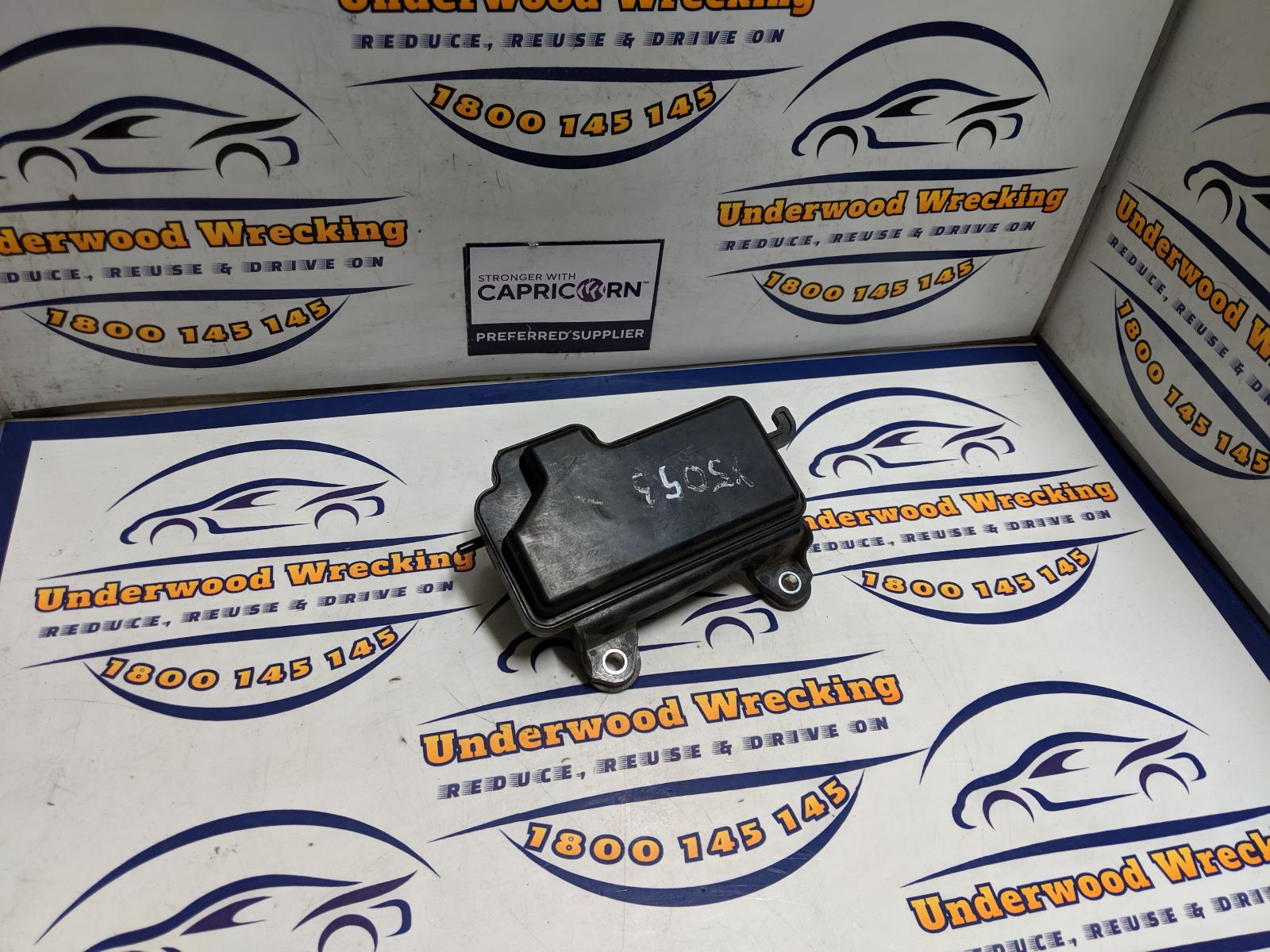 View Auto part Misc Mazda Cx7 2011