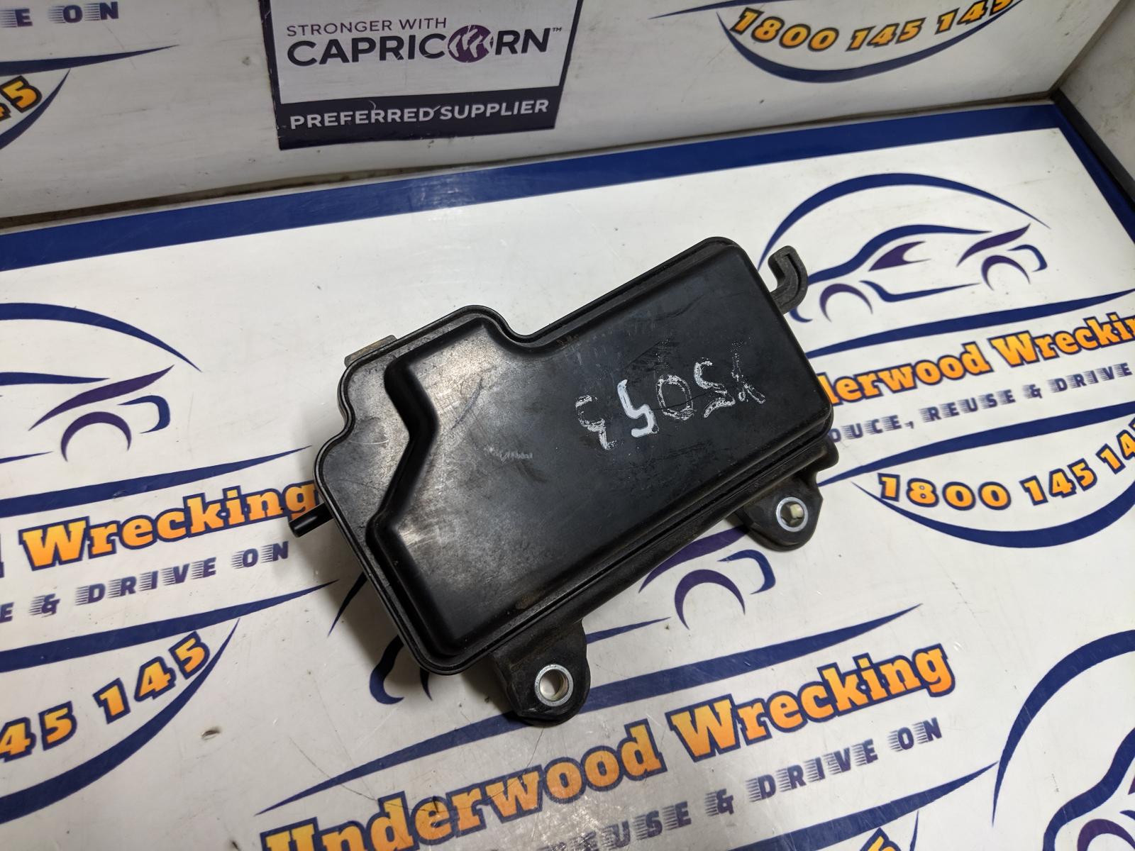 View Auto part Misc Mazda Cx7 2011
