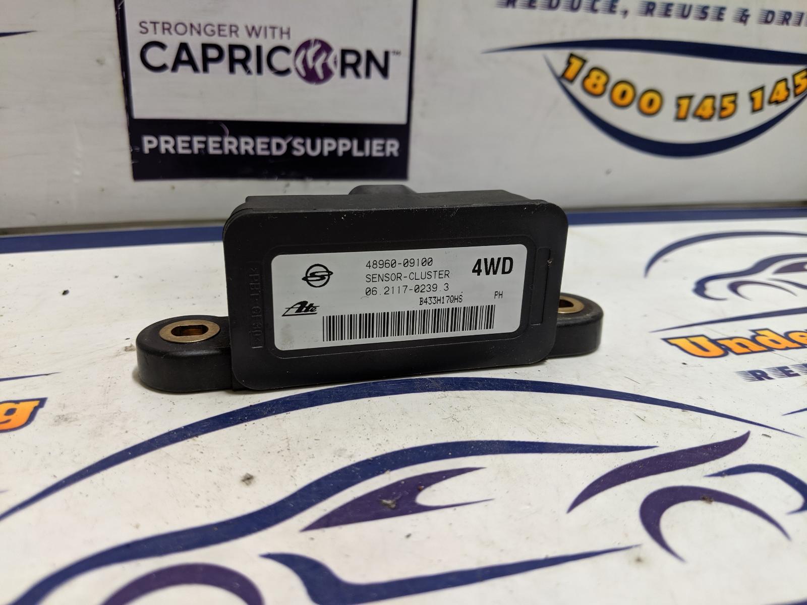 2014 Ssangyong Stavic Misc Switch/Relay View Auto part Misc Switch/Relay Ssangyong Stavic 2014