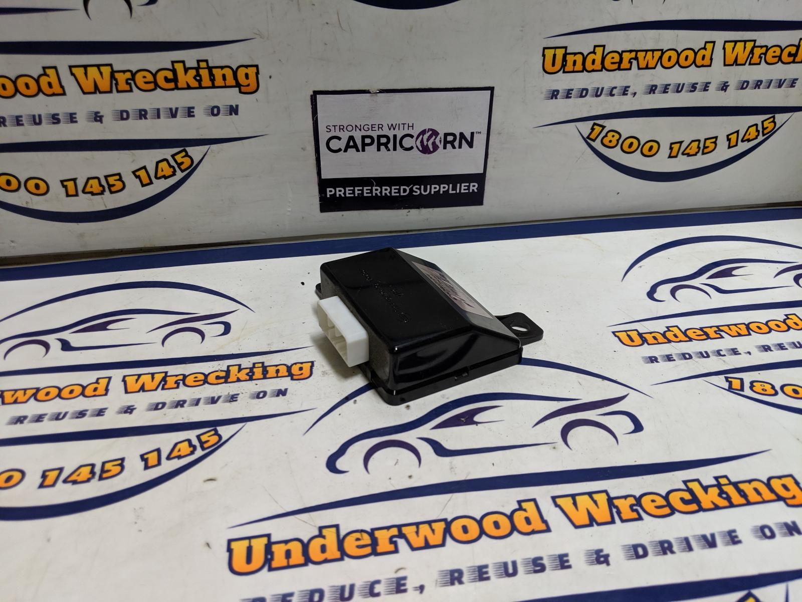 2014 Ssangyong Stavic Misc Switch/Relay View Auto part Misc Switch/Relay Ssangyong Stavic 2014