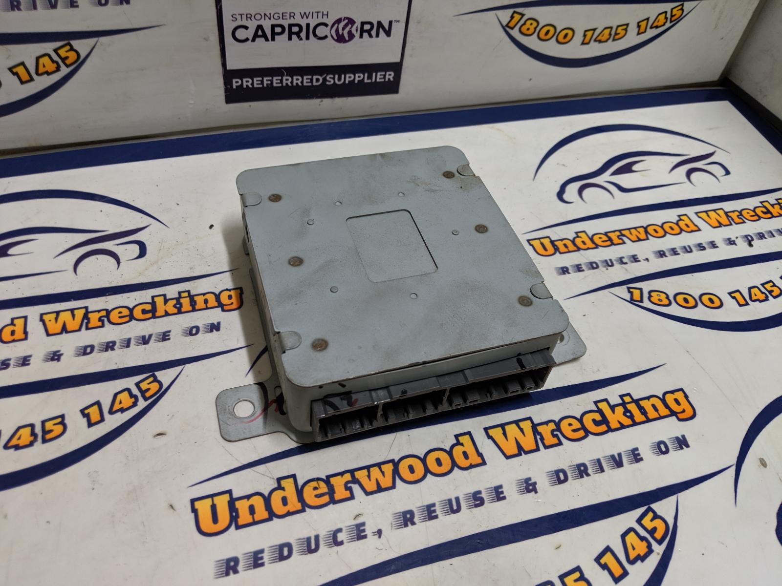 2014 Ssangyong Stavic Misc Switch/Relay View Auto part Misc Switch/Relay Ssangyong Stavic 2014
