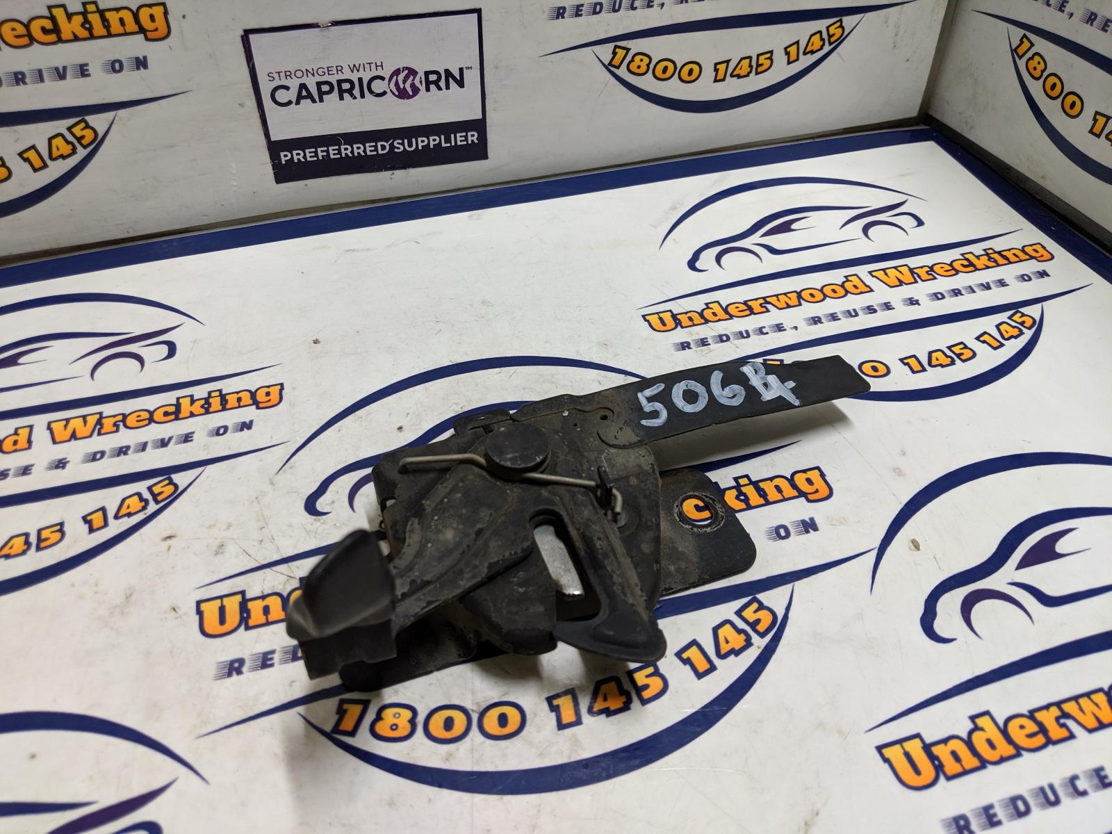 View Auto part Bonnet Lock/Support Great Wall Steed 2019