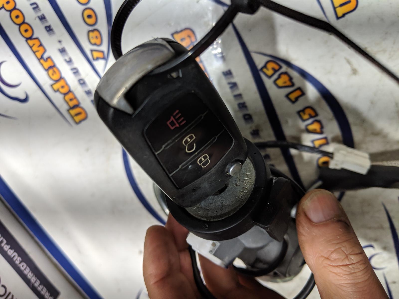 View Auto part Ignition W/ Key Great Wall Steed 2019