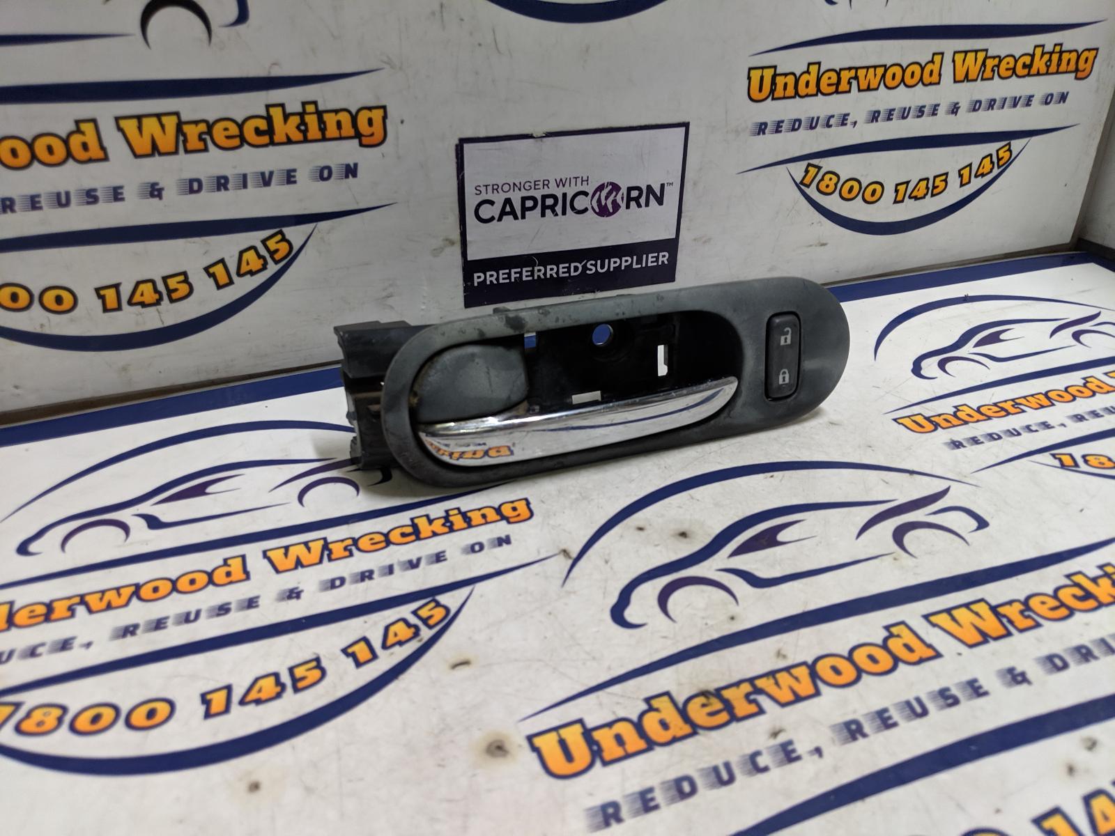 2011 Mazda Cx7 Door Handle View Auto part Door Handle Mazda Cx7 2011