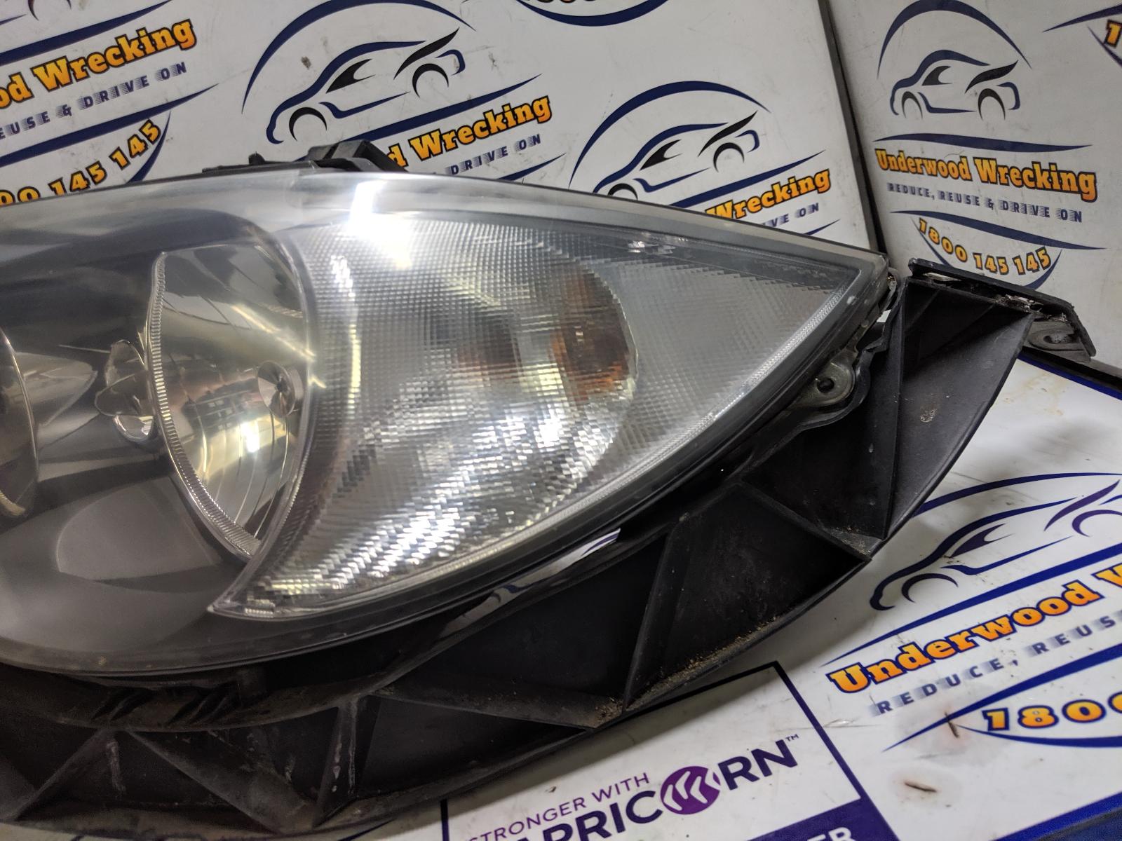 View Auto part Left Headlamp Bmw 1 Series 2009