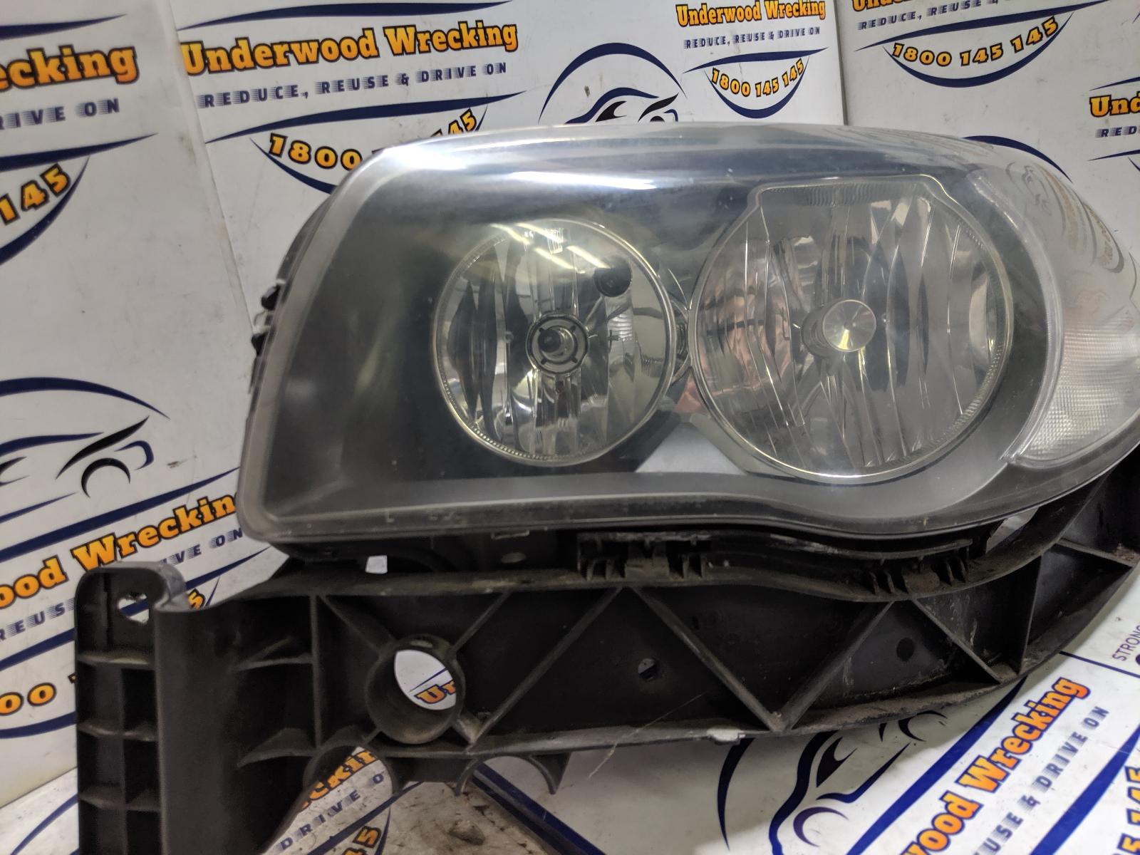 View Auto part Left Headlamp Bmw 1 Series 2009