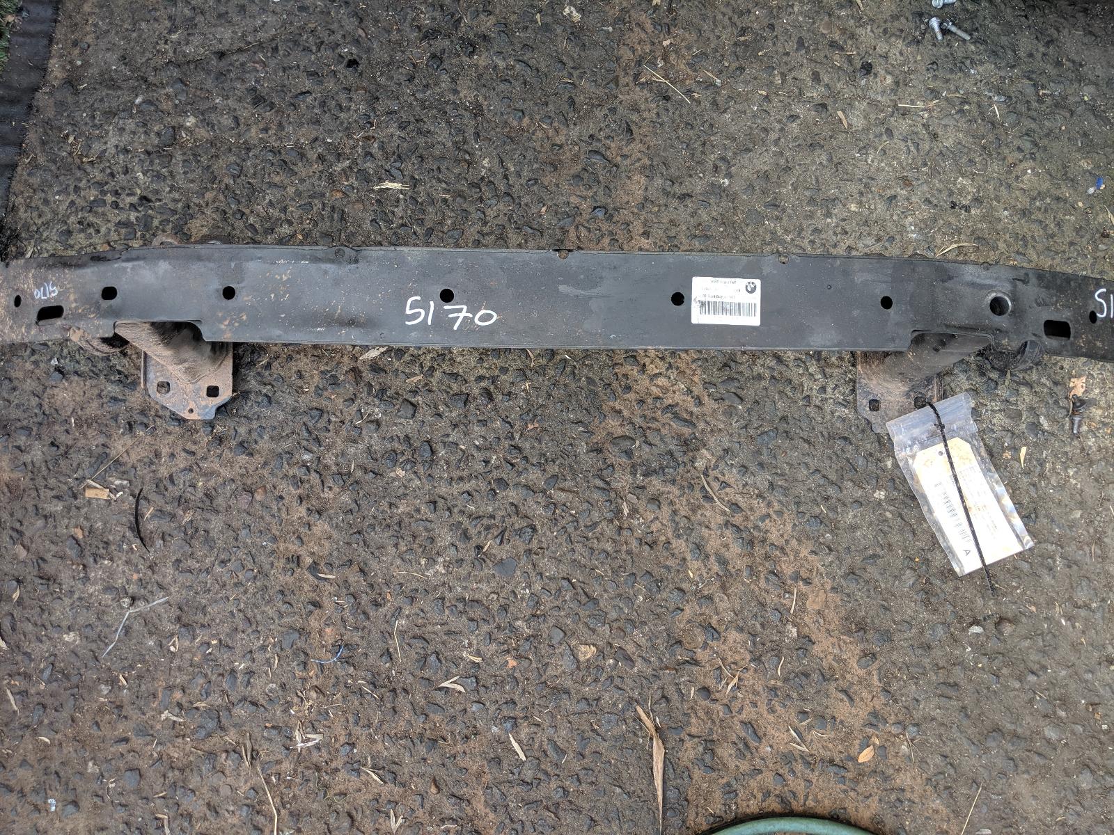 View Auto part F/Bar Reinforc/Brack Bmw 1 Series 2009