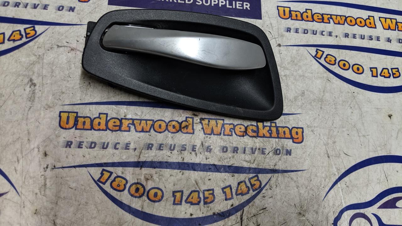 View Auto part Door Handle Bmw 1 Series 2009