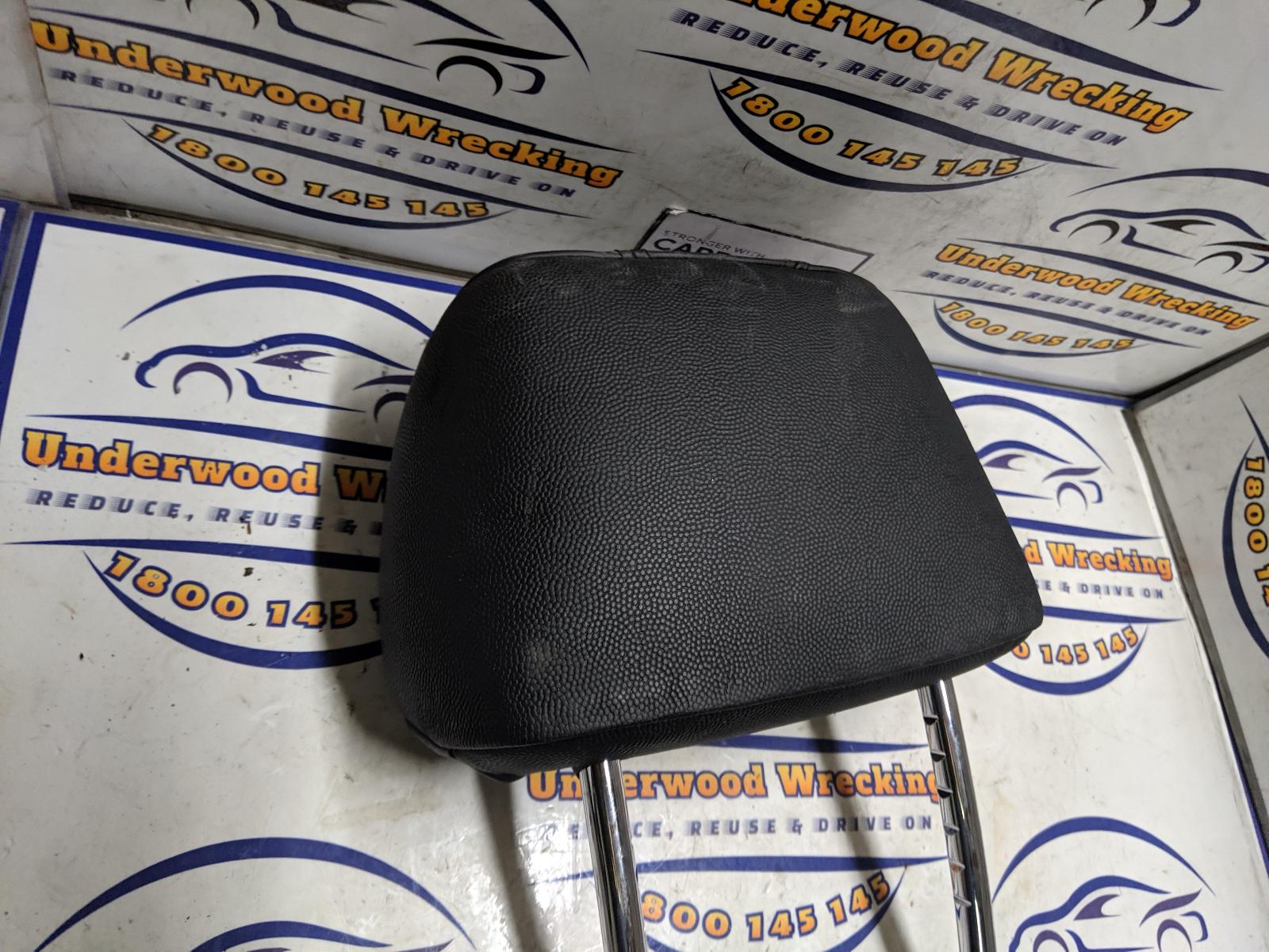 View Auto part Headrest Bmw 1 Series 2009