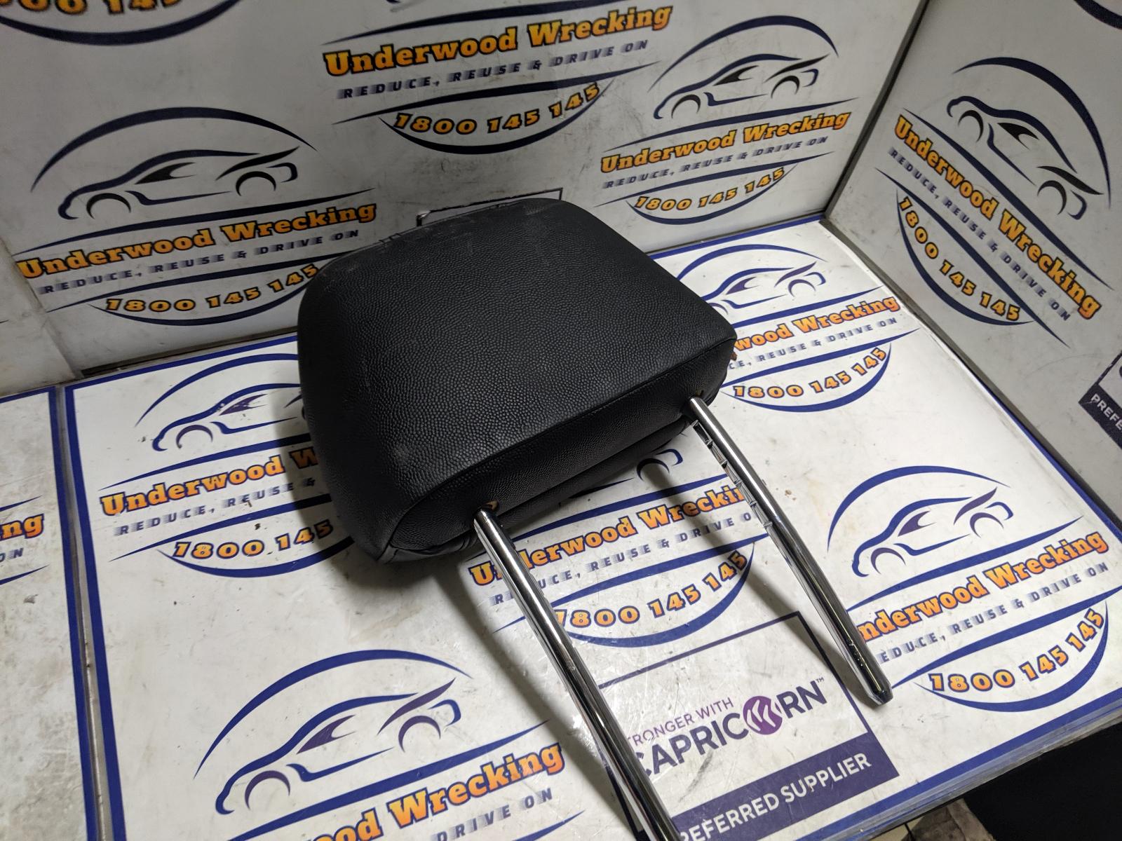 View Auto part Headrest Bmw 1 Series 2009