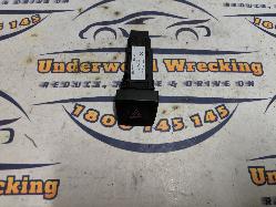 View Auto part Misc Switch/Relay Mazda 2 2010