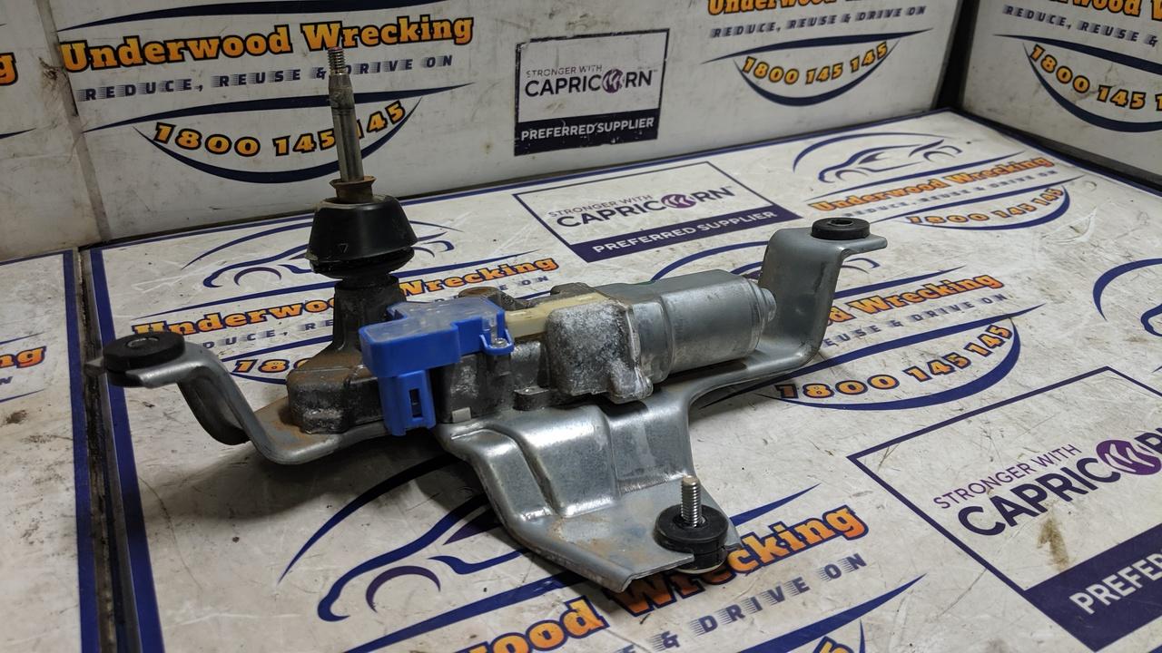 View Auto part Wiper Motor Mitsubishi Pajero 2014