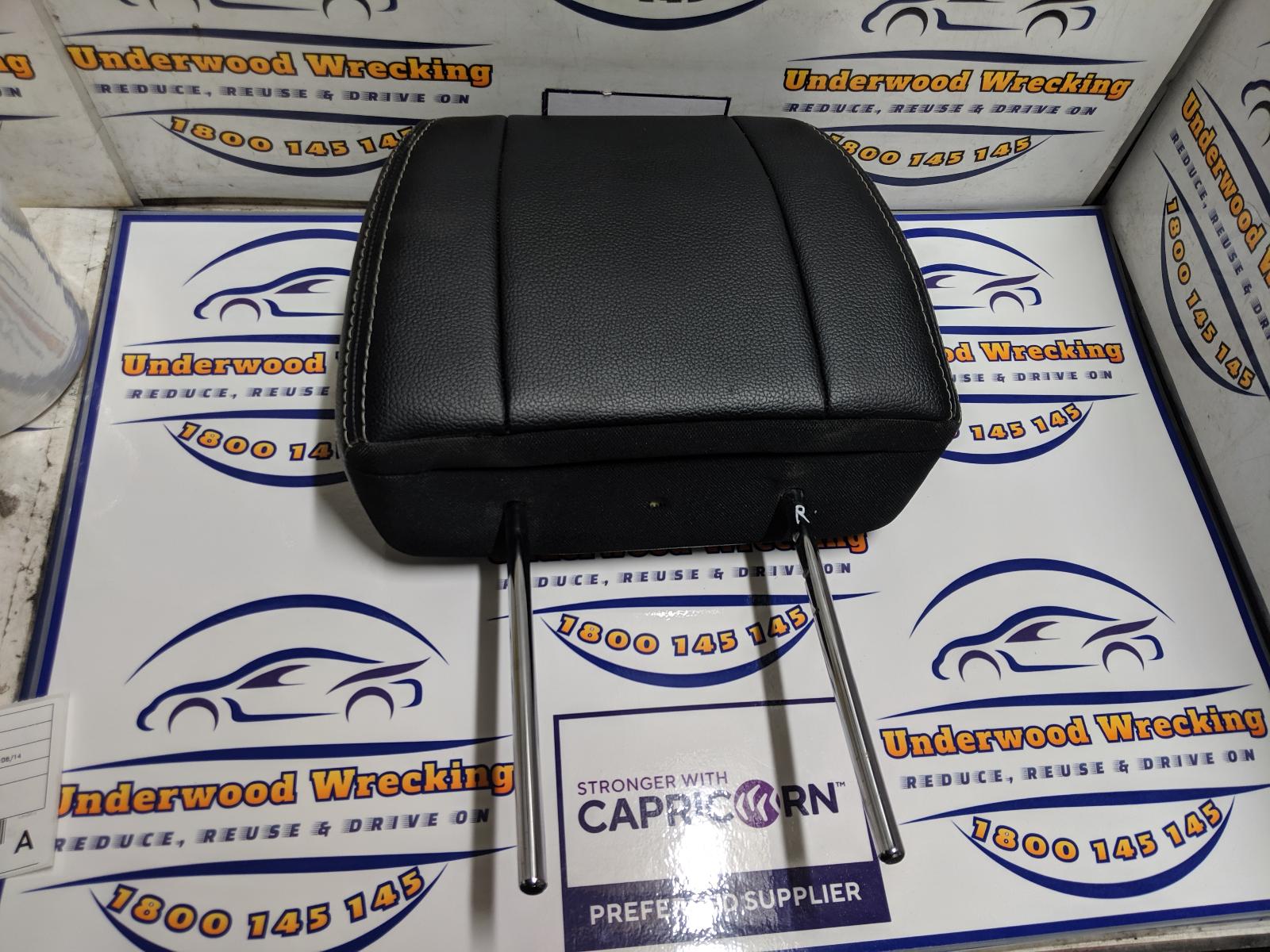 View Auto part Headrest Mitsubishi Pajero 2014
