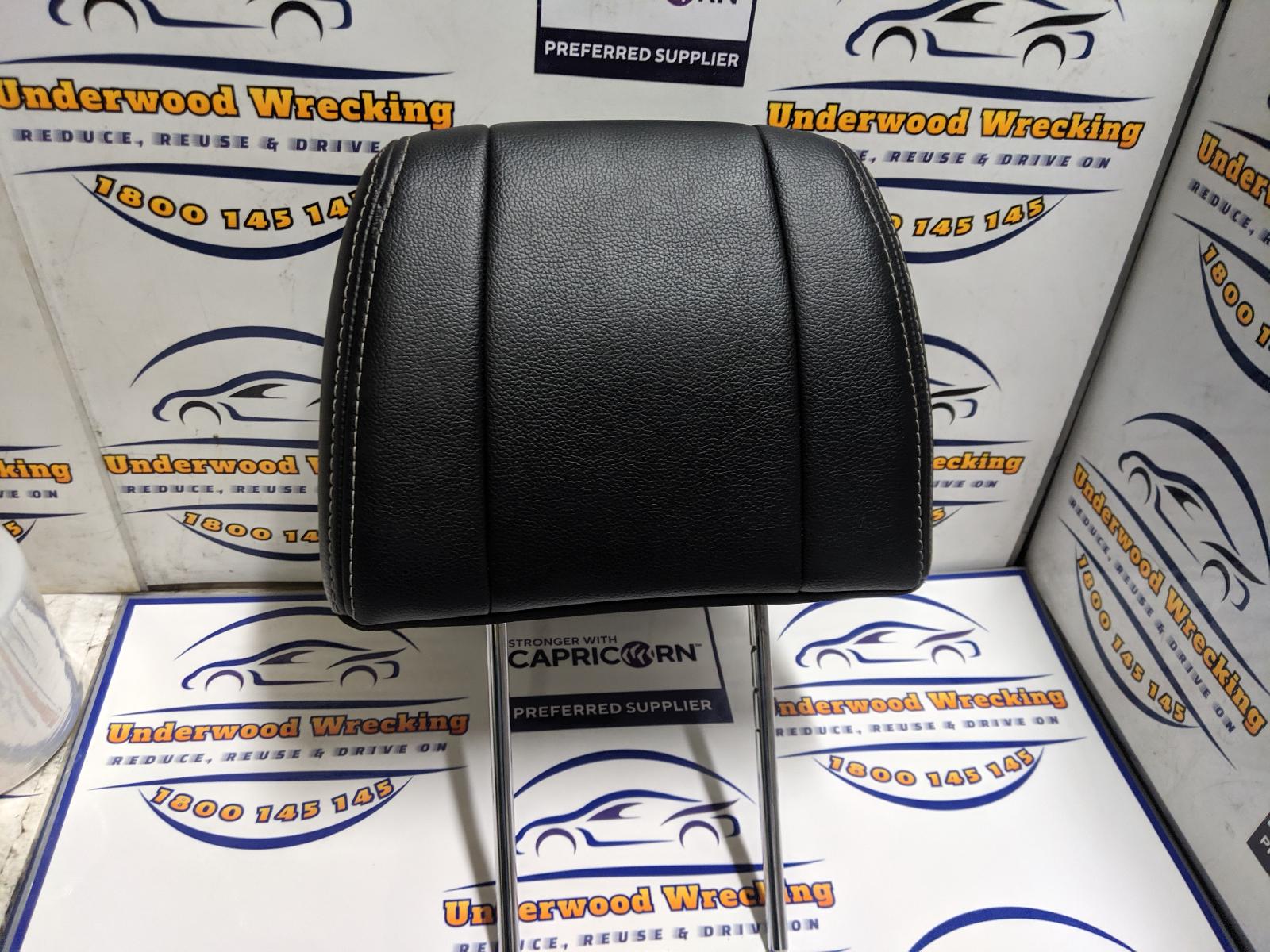 View Auto part Headrest Mitsubishi Pajero 2014