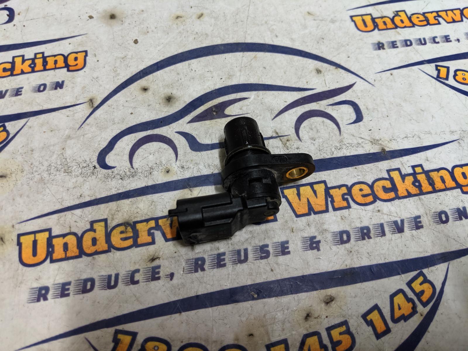 View Auto part Crank/Cam Sensor Ldv D90 2018