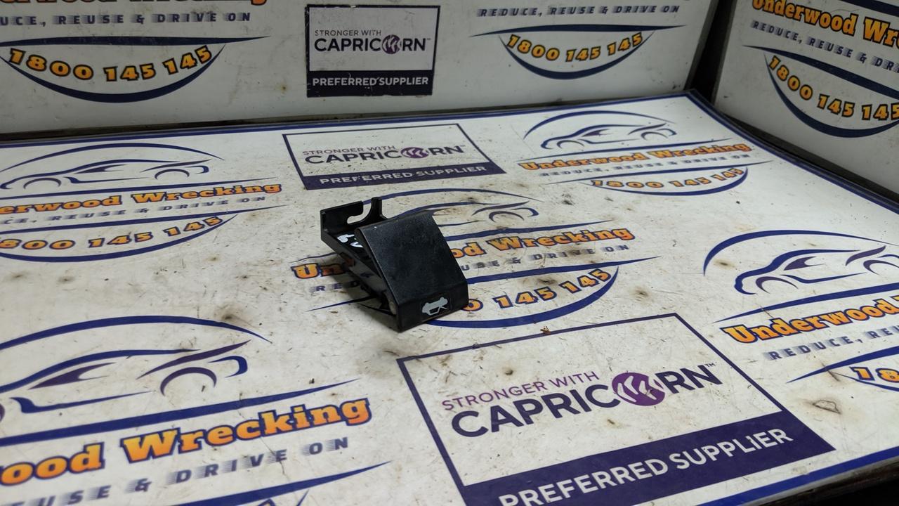 View Auto part Bonnet Release Isuzu Dmax 2023