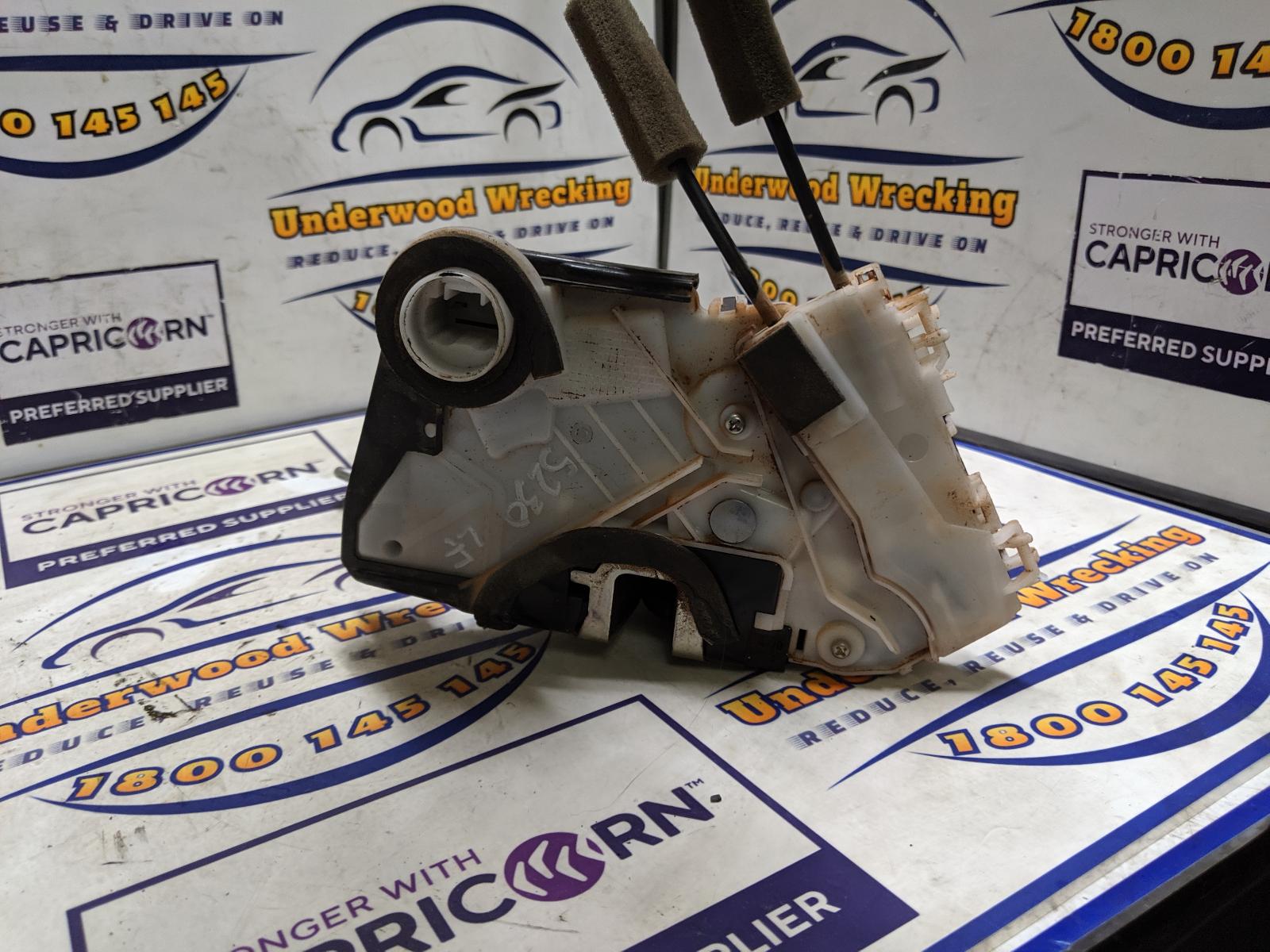 View Auto part Door/Boot/Gate Lock Isuzu Dmax 2023