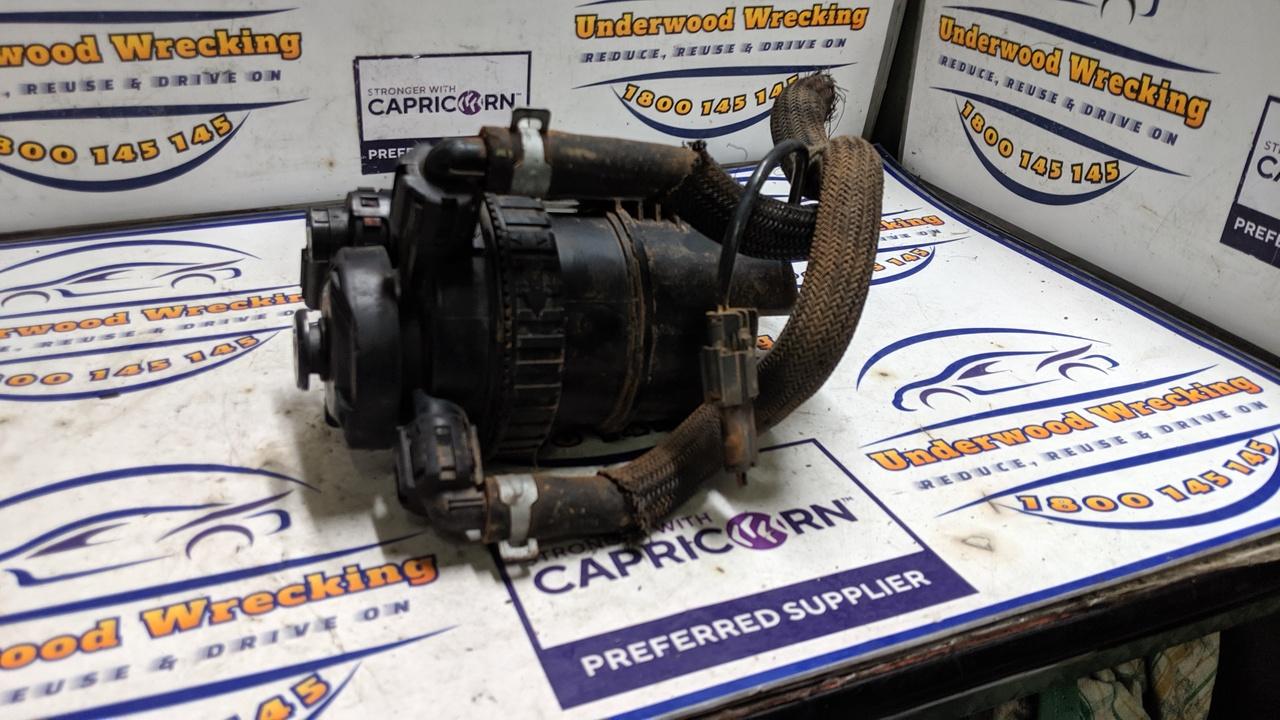 View Auto part Fuel Filter Housing Isuzu Dmax 2023