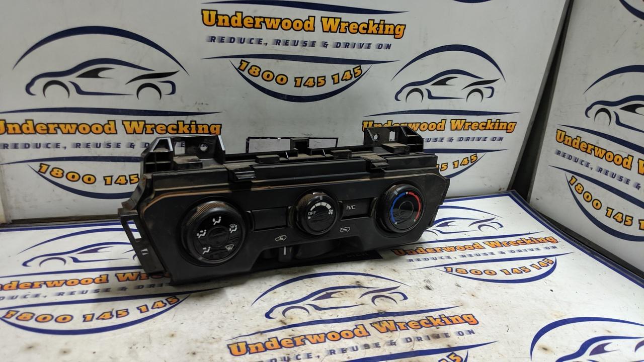 View Auto part Heater/Ac Controls Isuzu Dmax 2023