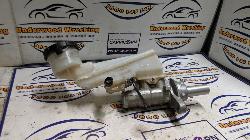 View Auto part Master Cylinder Isuzu Dmax 2023