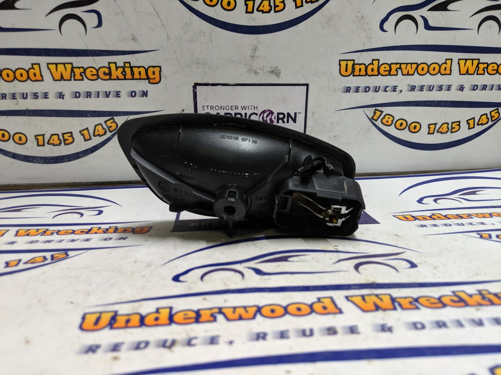 View Auto part Door Handle Renault Trafic 2017