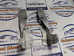 View Auto part Bonnet Hinge/Strut Mitsubishi Triton 2018