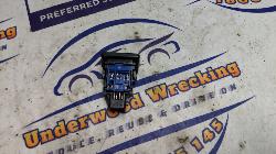 View Auto part Misc Switch/Relay Toyota Kluger 2014