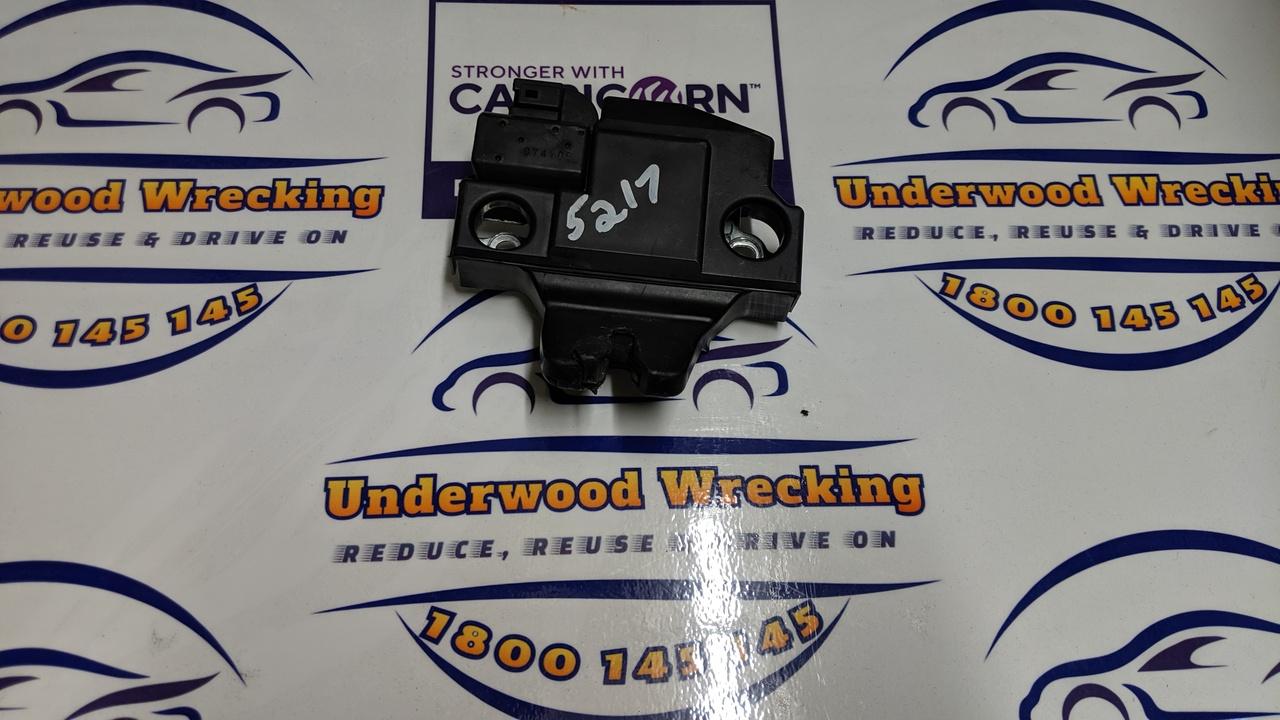 View Auto part Door/Boot/Gate Lock Toyota Camry 2007