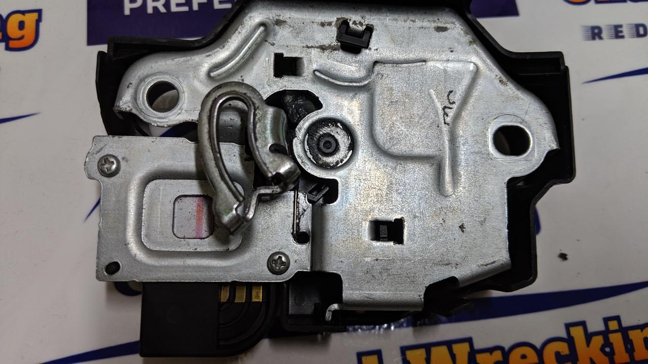 View Auto part Door/Boot/Gate Lock Toyota Camry 2007
