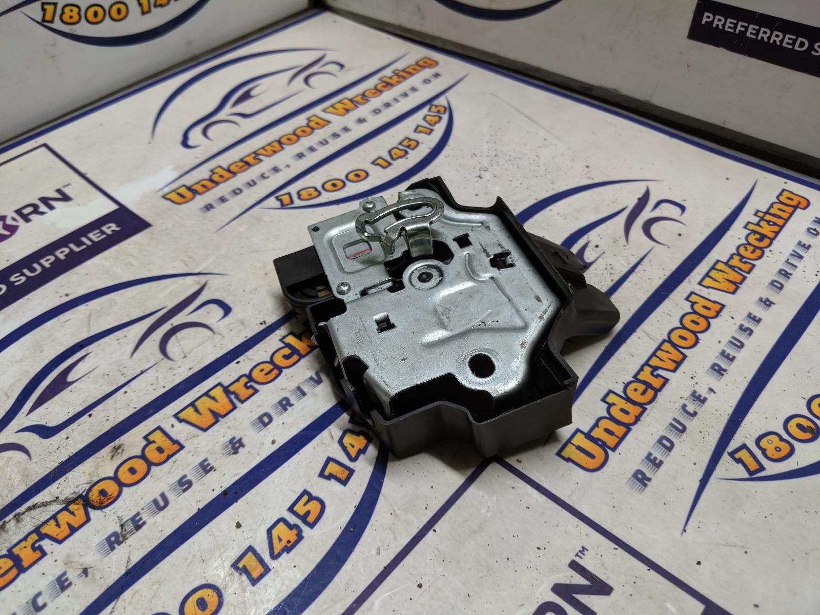 View Auto part Door/Boot/Gate Lock Toyota Camry 2007