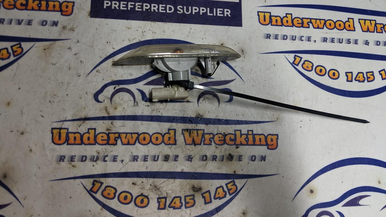 View Auto part Right Indicator/Fog/Side Bmw 1 Series 2009