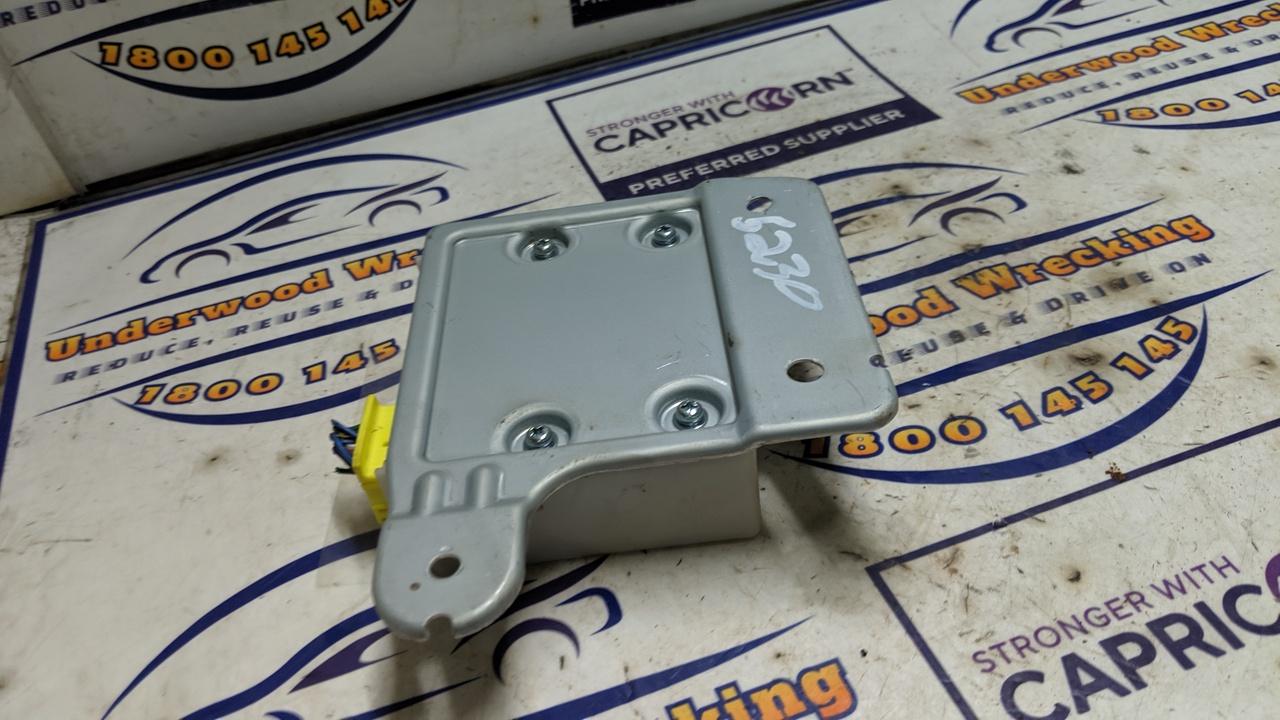 View Auto part Airbag Module/Sensor Isuzu Dmax 2023
