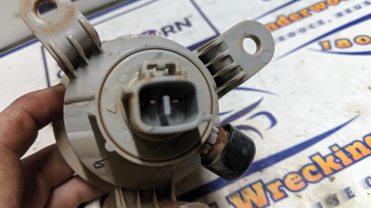 View Auto part Left Indicator/Fog/Side Isuzu Dmax 2023