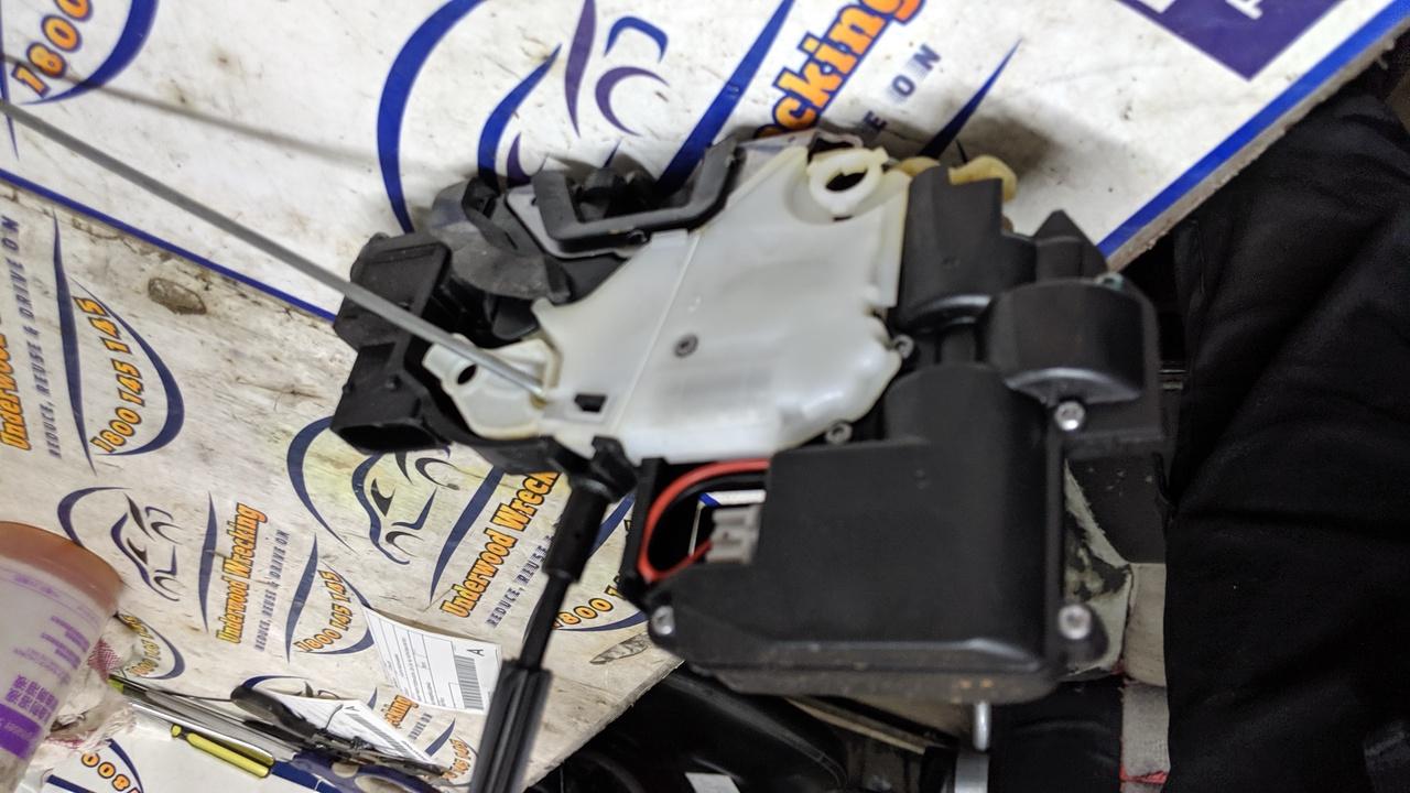 View Auto part Door/Boot/Gate Lock Holden Cruze 2012